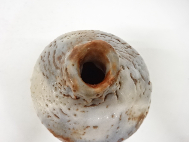  作家物　志野　花入